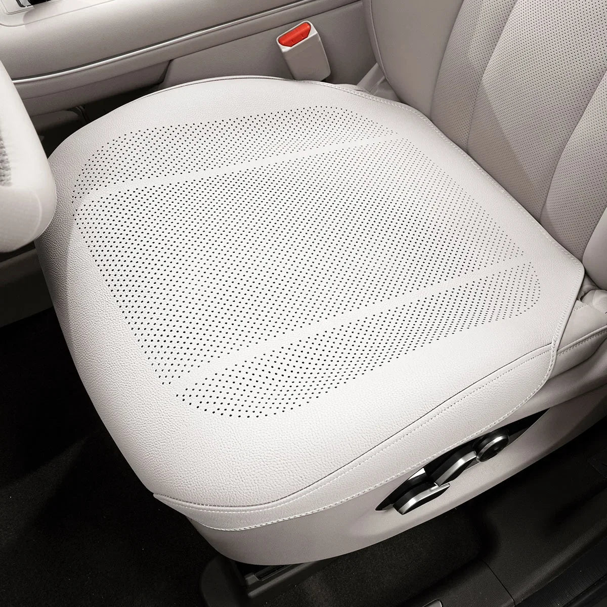 Upgraded Car Seat Cushion Summer Cool Cushion Ventilation Four-season Universal Seat Cushion Full-inclusive Comfort